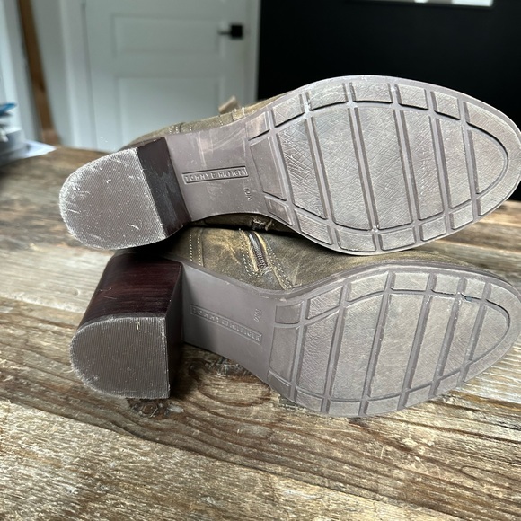 Tommy Hilfiger Boots - Picture 6 of 8